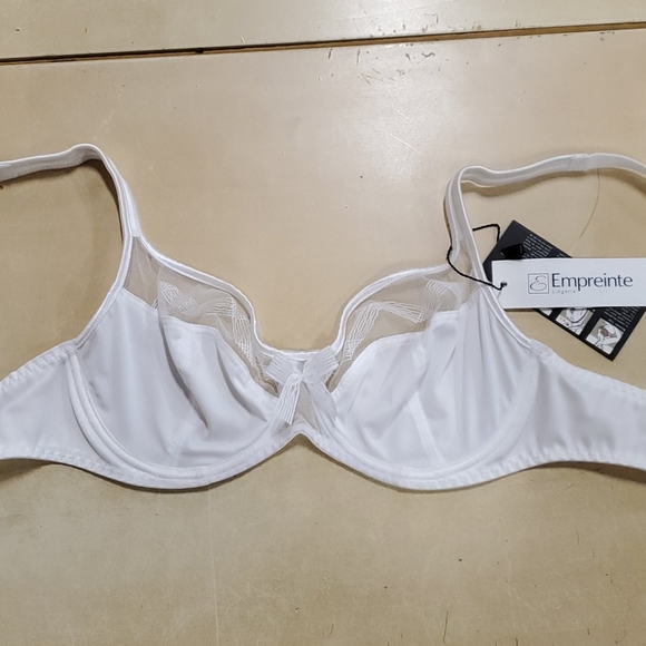 Empreinte Delicate white soft cup - Picture 1 of 2